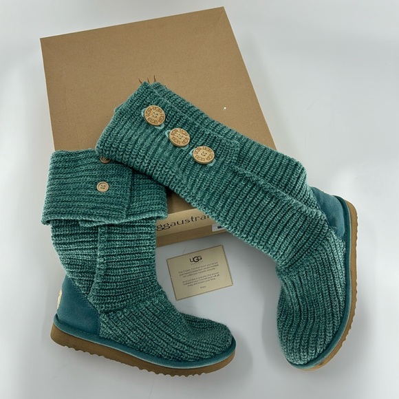 UGG Women’s Classic Cardy Knit Green Boots Size 5 - Picture 1 of 17